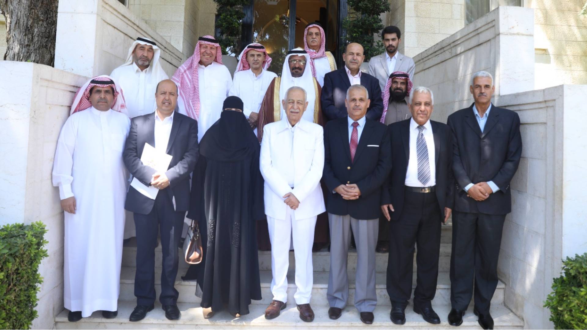 اجتماع رئيس الديوان الملكي