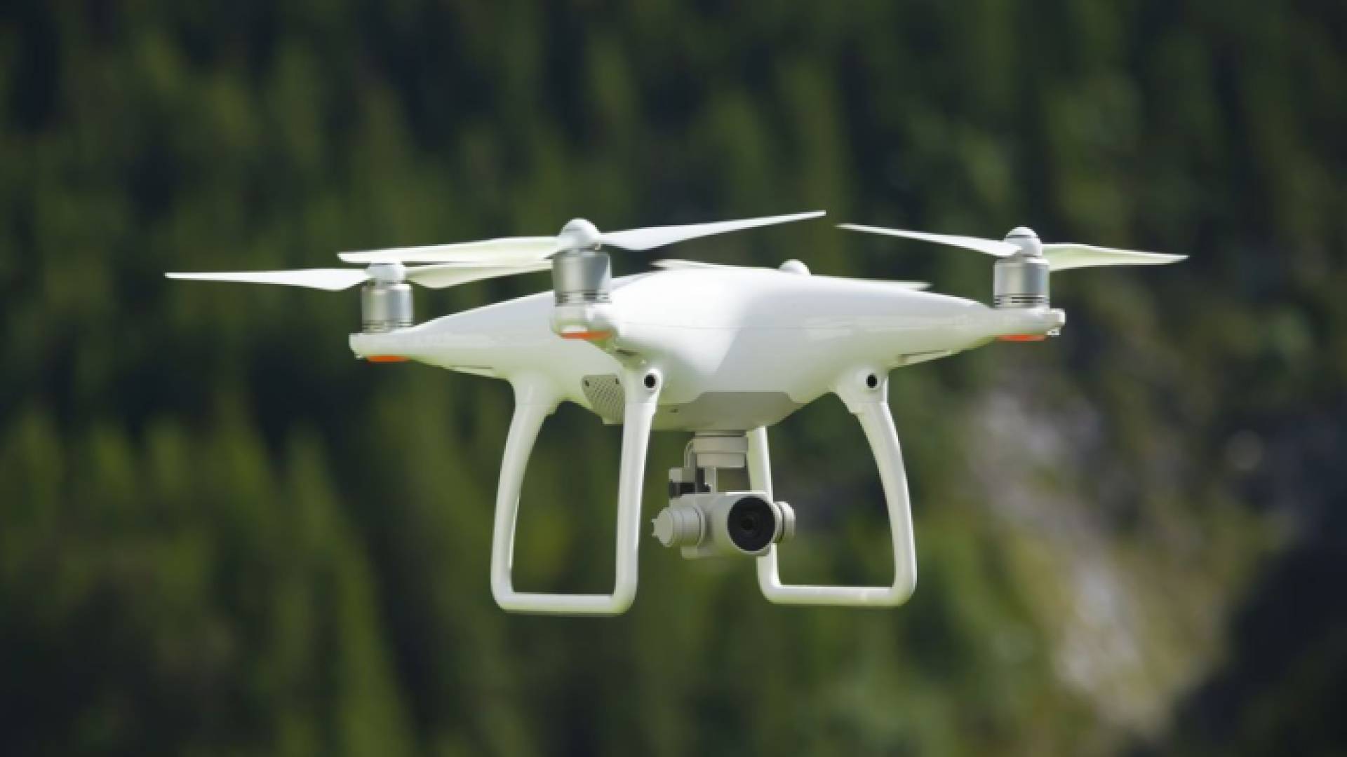 طائرة مسيرة - تعبيرية