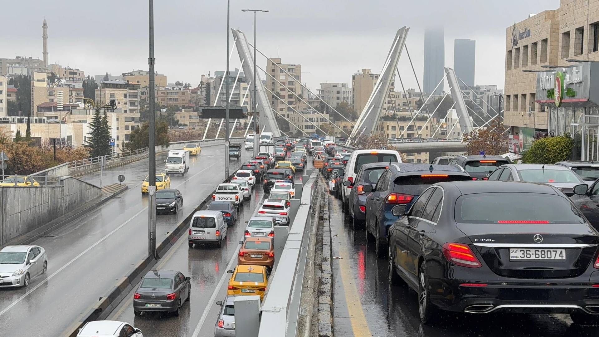 جسر عبدون في العاصمة عمان
