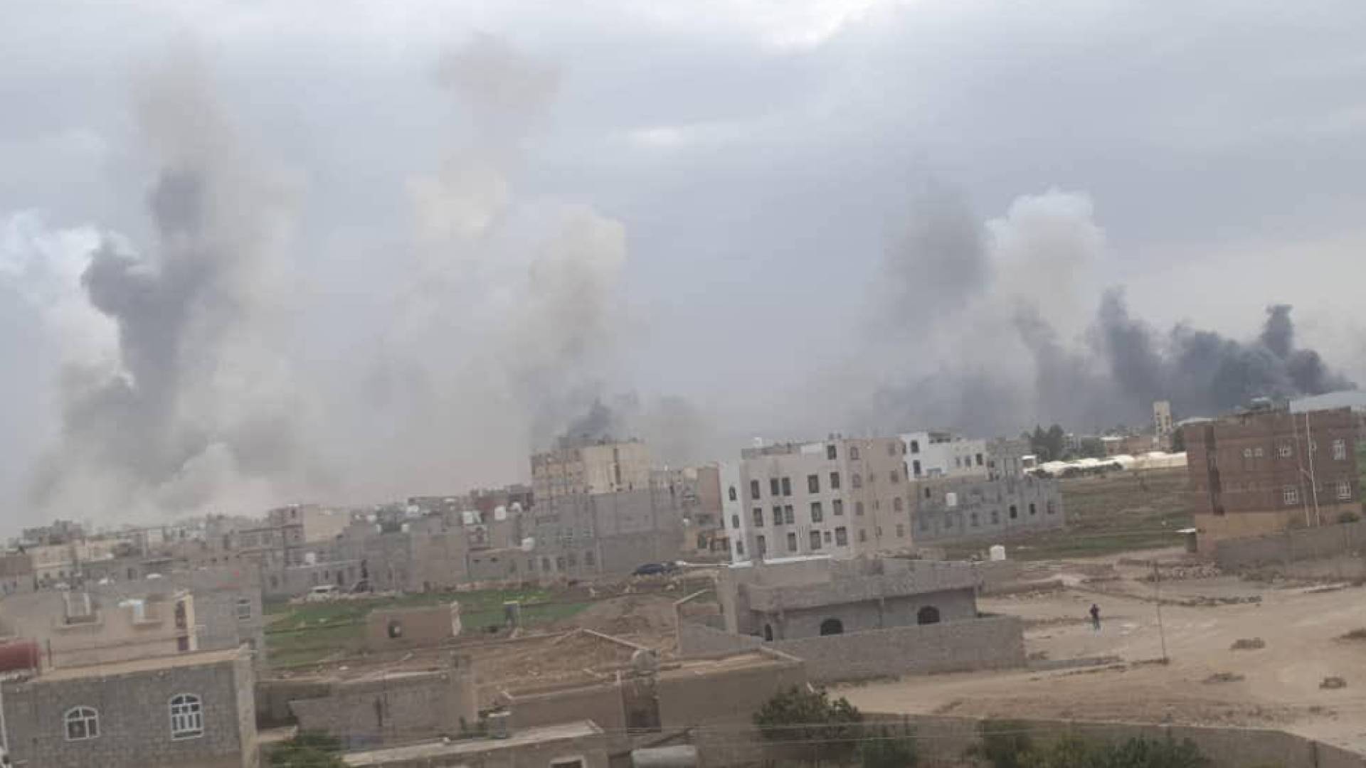 غارات جوية على مناطق واسعة في اليمن