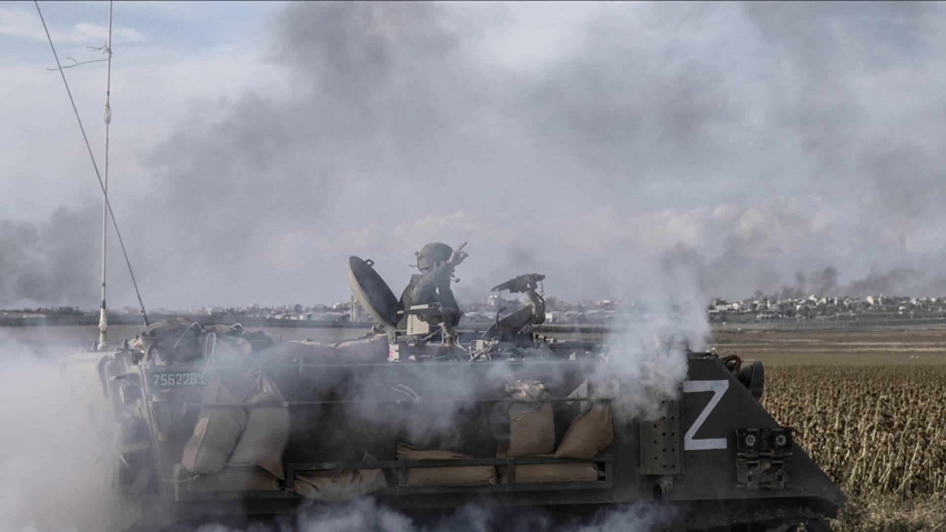 ارشيفية.. احتراق احدى دبابات الاحتلال عقب استهدافها