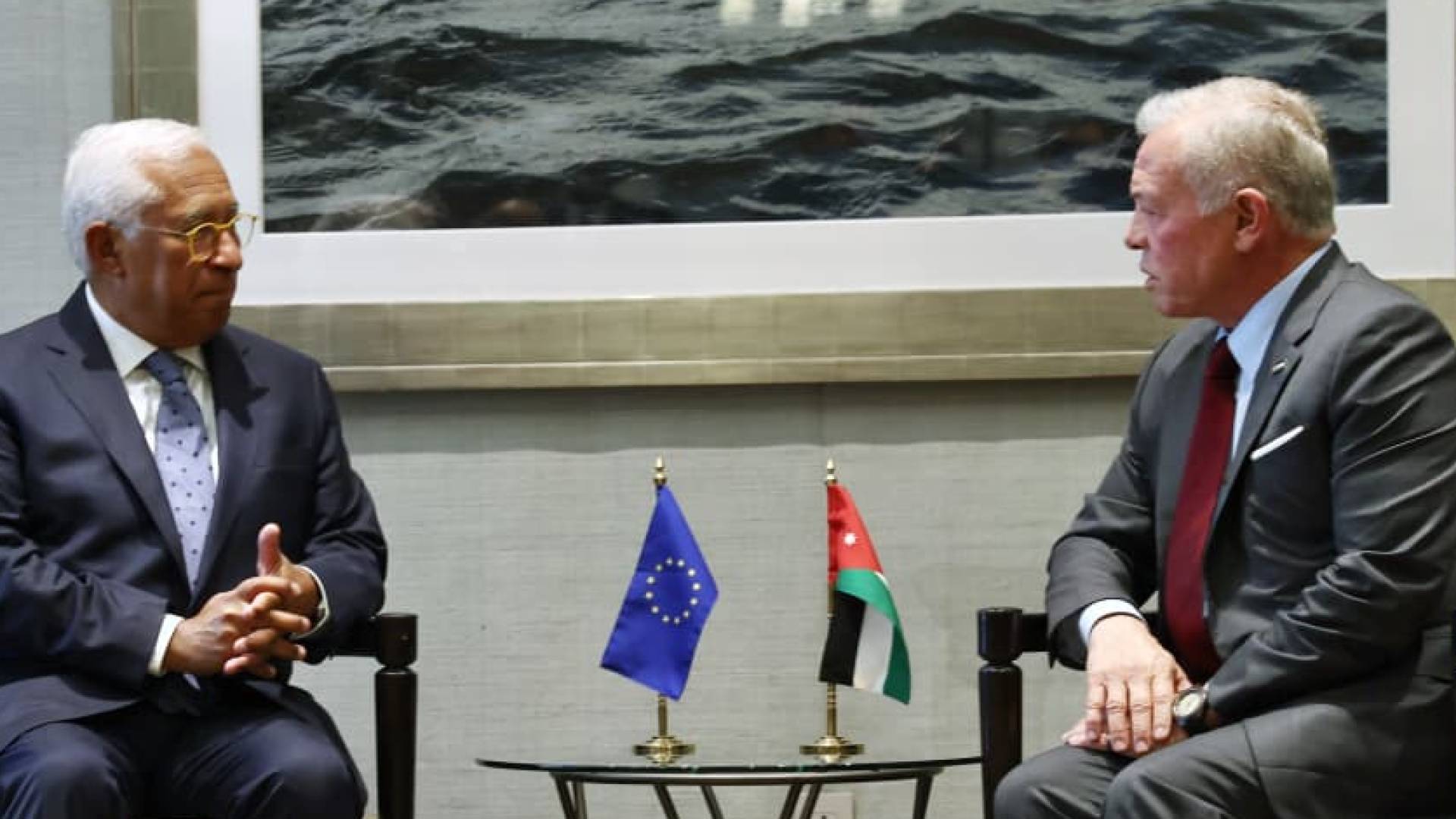 لقاء الملك مع أنطونيو كوستا