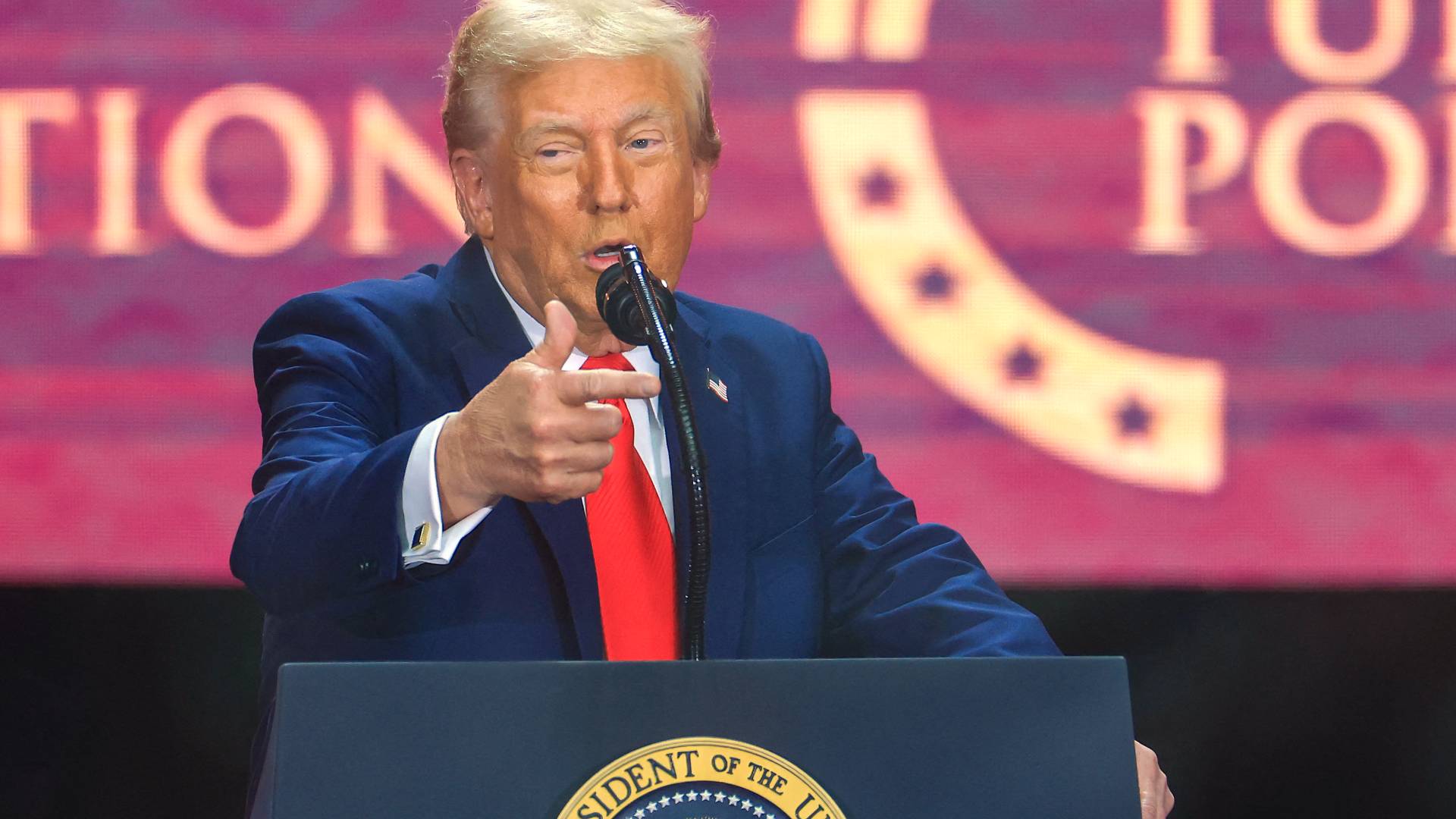 الرئيس الأمريكي دونالد ترمب