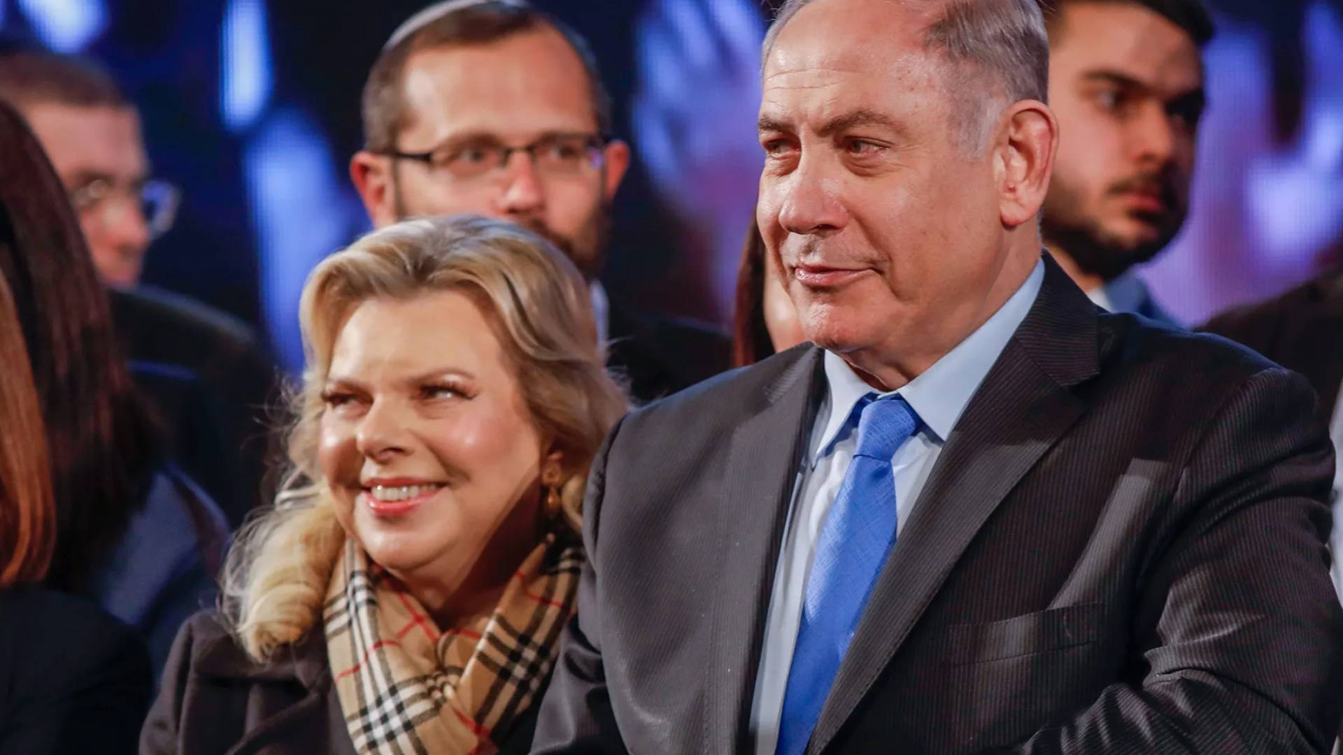 نتنياهو وزوجته سارة