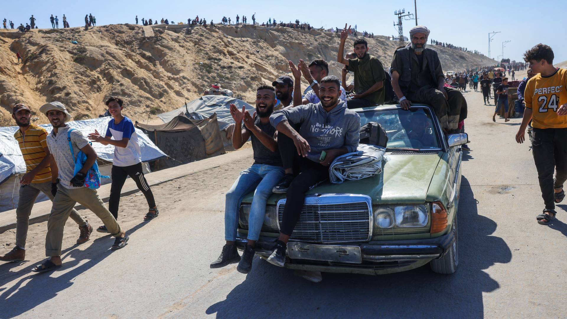 عودة الآلاف إلى شمال غزة