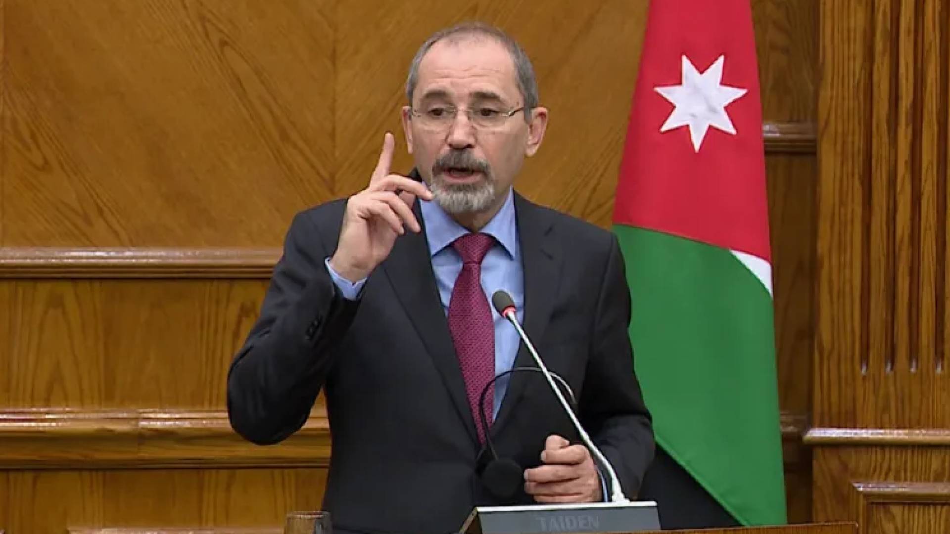 رئيس الوزراء ووزير الخارجية وشؤون المغتربين أيمن الصفدي