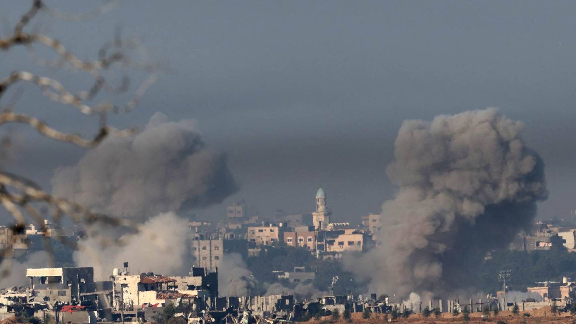 غارات على قطاع غزة - أرشيفية