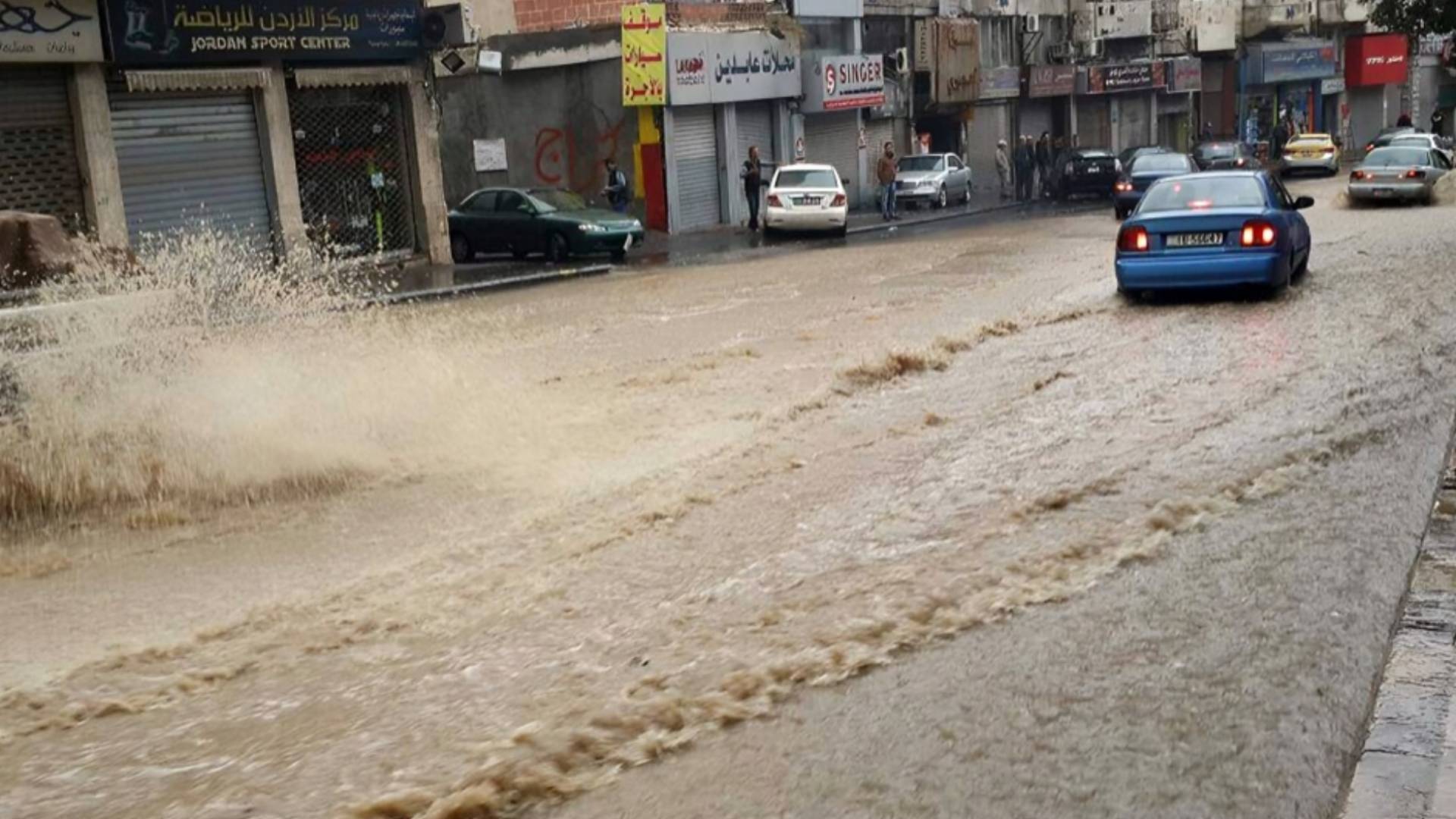 "أمطار رعدية" و"سيول محتملة".. الأردنيون يتأهبون لحالة عدم استقرار جوي و"إربد وعمان" في الصدارة