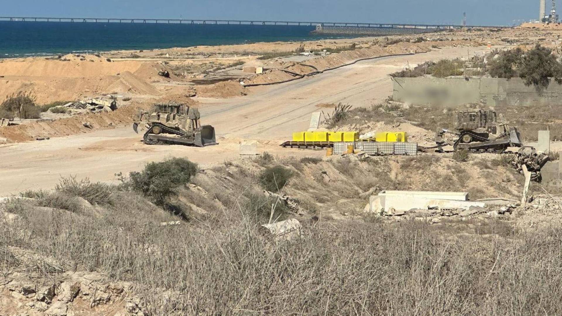 الايات الاحتلا قرب الخط الاصفر