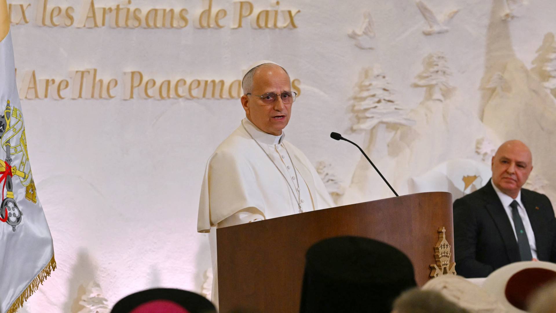 البابا لاوون الرابع عشر