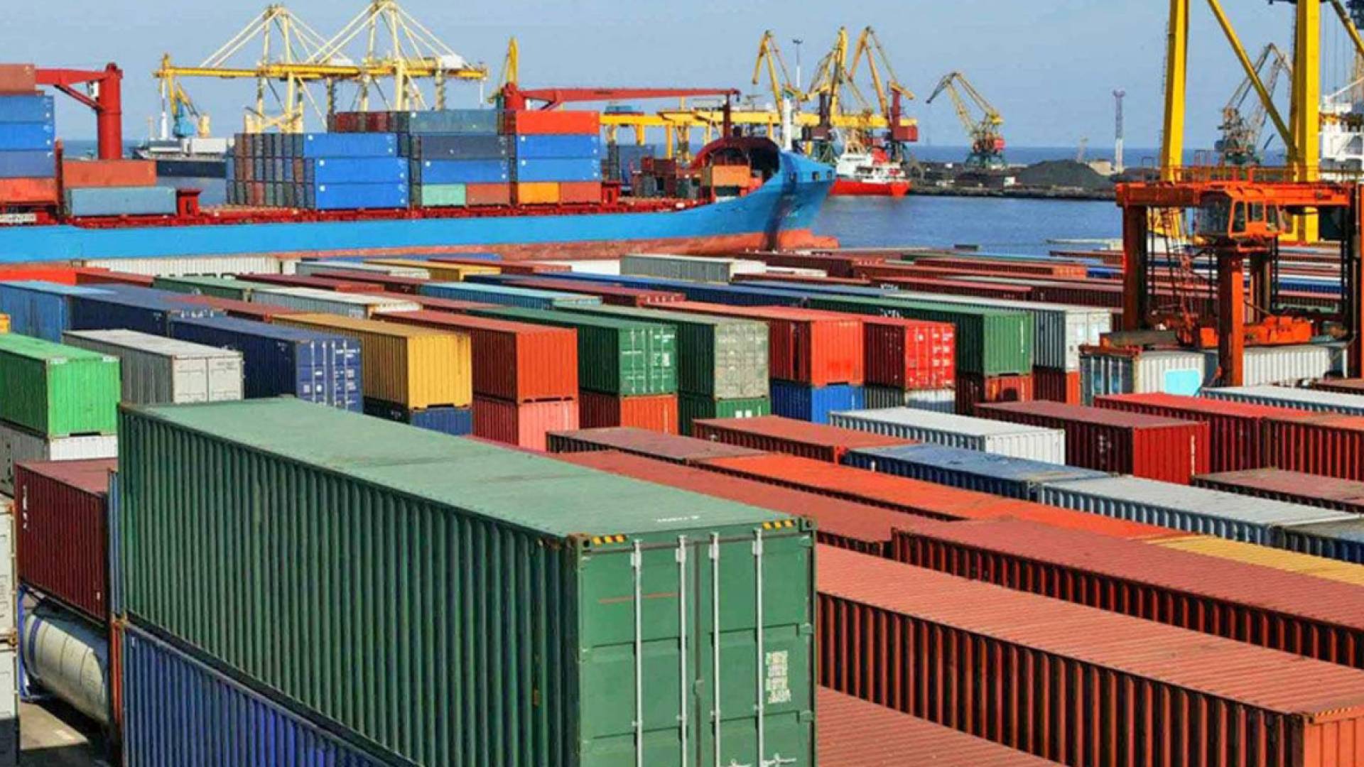 حاويات شحن - تعبيرية