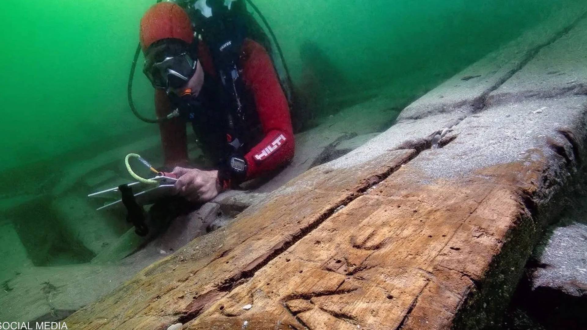 حطام سفينة ترفيهية مصرية قديمة عمرها 2000 عام