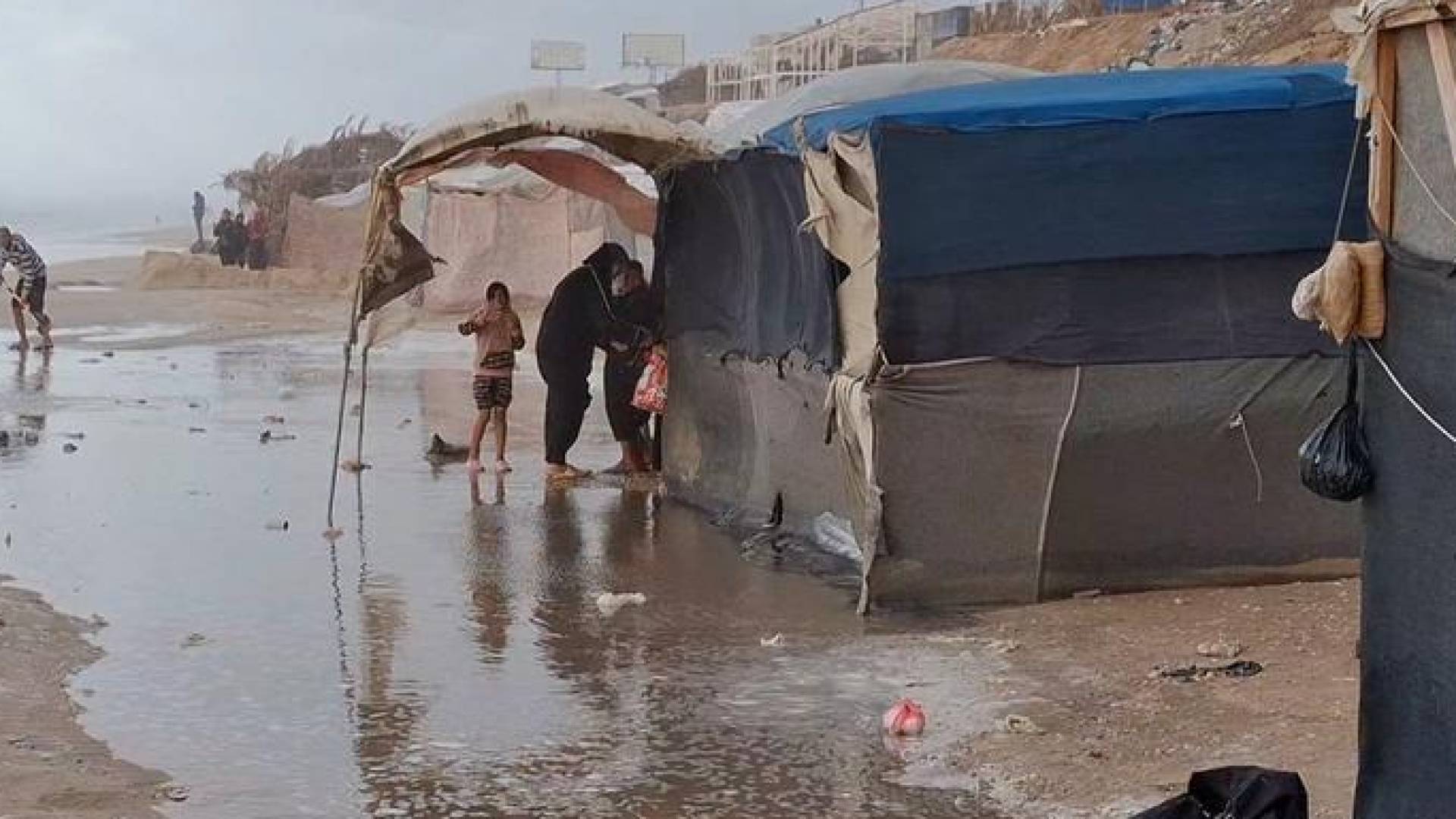 خيام النازحين في قطاع غزة