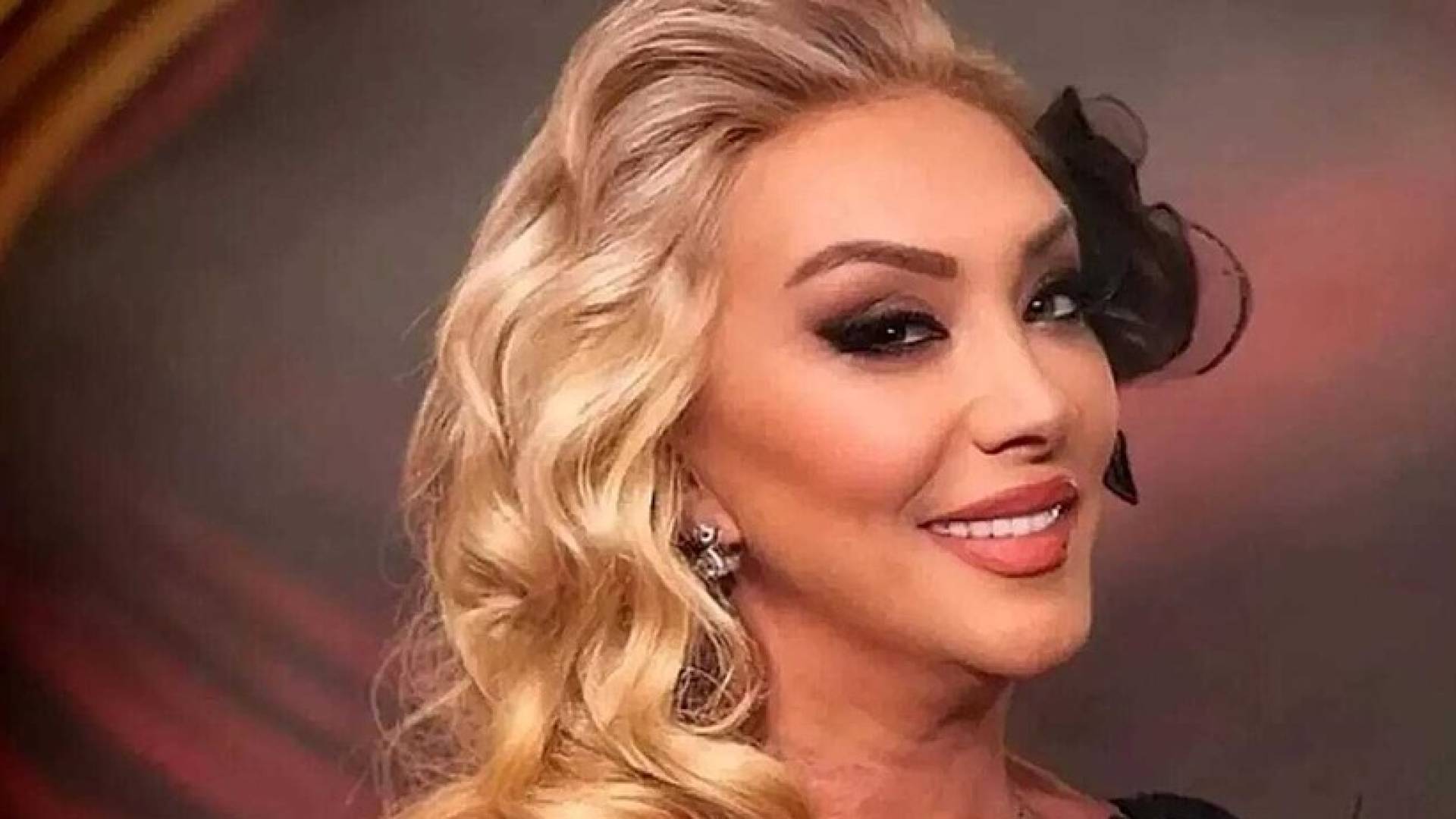 النجمة التركية غولو