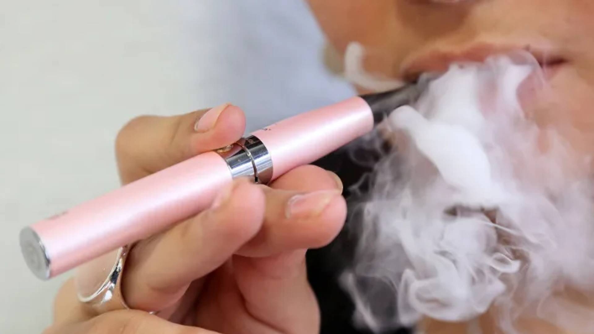 السجائر الإلكترونية