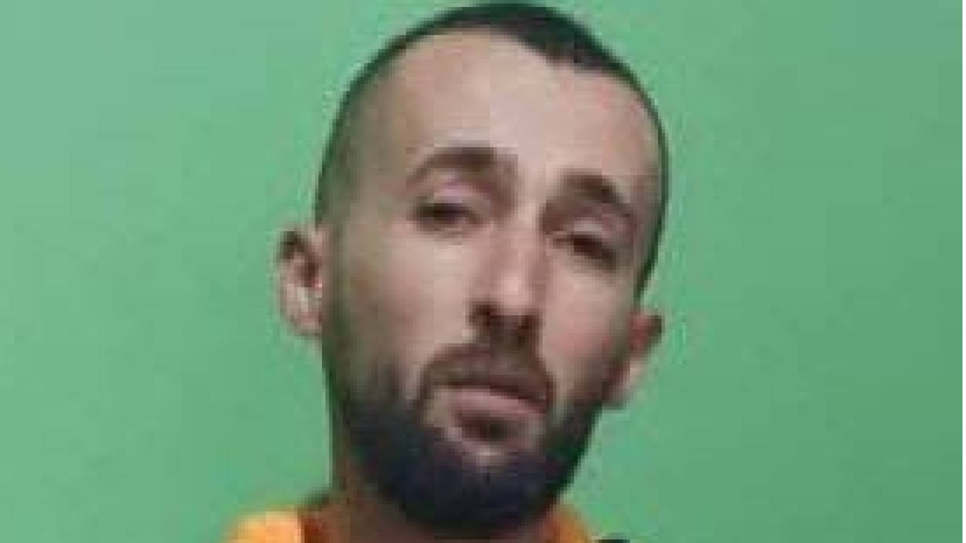 منفذ عملية الطعن والدهس الشاب أحمد أبو الرب