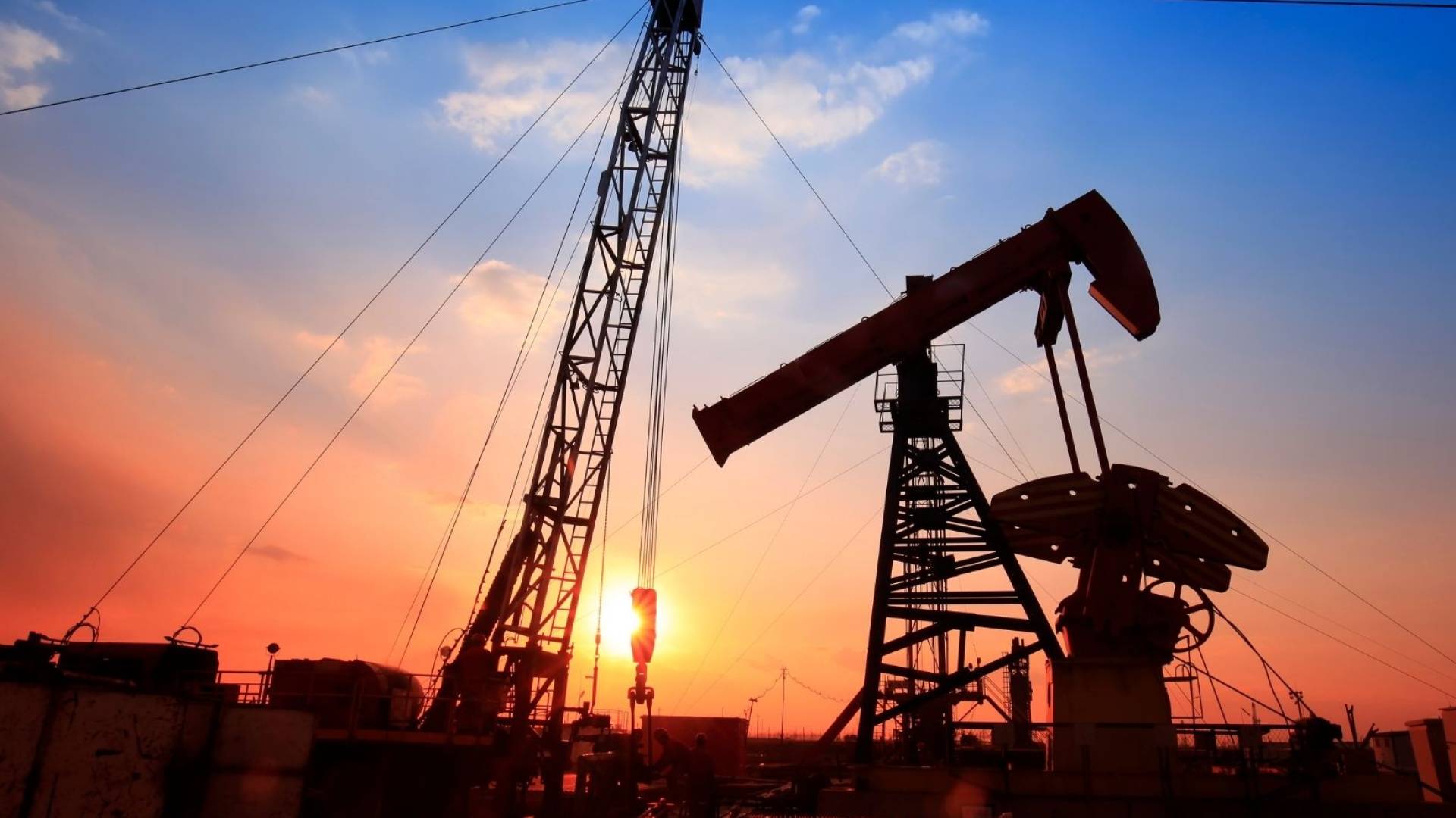 اليات استخراج النفط