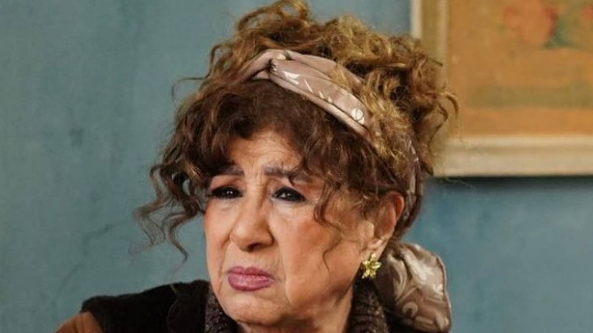 "بمدقة هاون".. جار الفنانة هدى شعراوي يكشف تفاصيل مقتلها المروع، والخادمة في قفص الاتهام